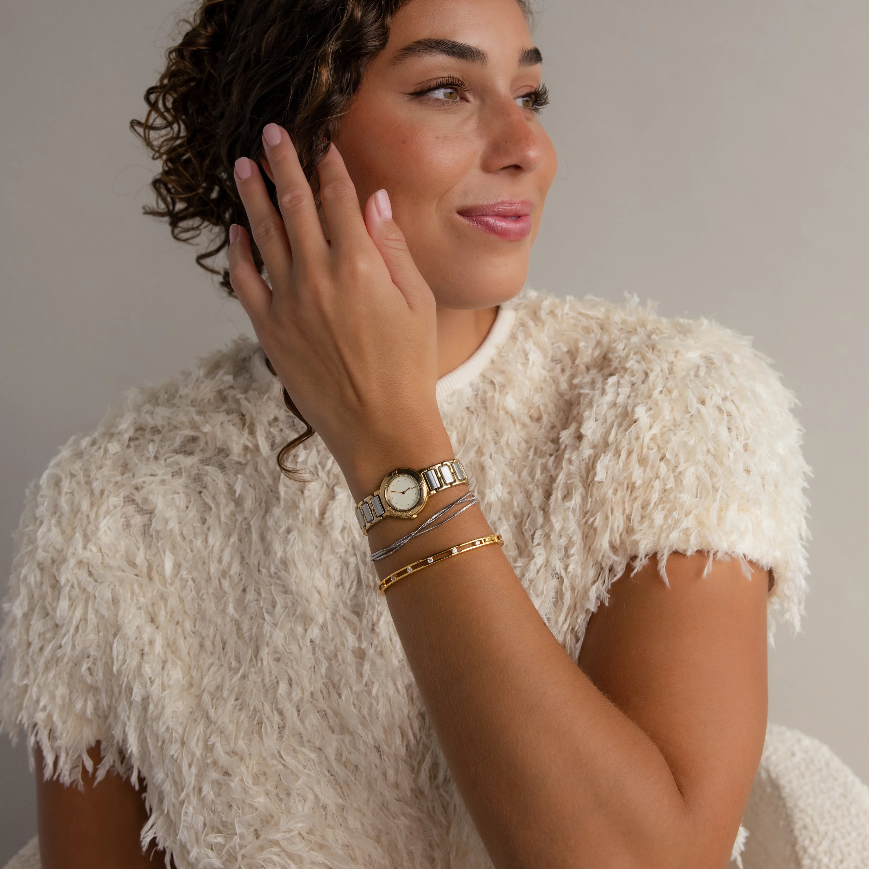 Lace Diamond Bangle in 18K Gold - Image 6